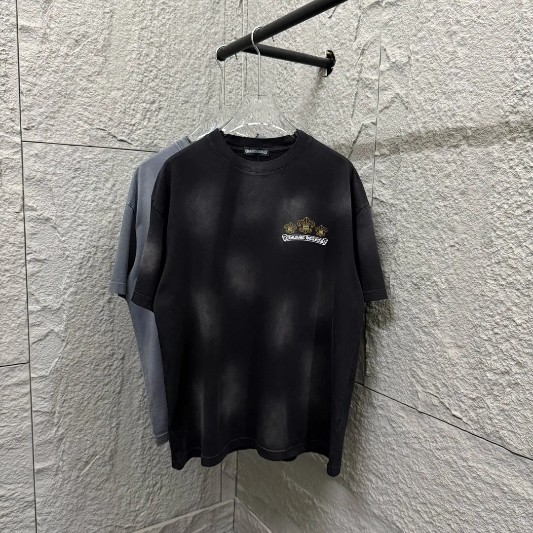 🅿️190 CH*Cro Heart 2025 Spring and Summer New Style Heavy pickling with gradient distressing Chest logo Classic Sanskrit horseshoe print Customized fabric Short-sleeved T-shirt Uniform for men and women Size: S M L